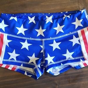 Fleo Shorts